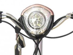 Đèn pha Xe đạp điện Suzika K1 với khản năng chiếu sáng tuyệt vời