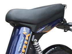 yên Xe đạp điện Anbico Bat S với thiết kế liền khối