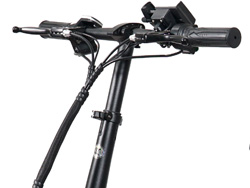 Tay lái Xe đạp điện FMT CITY ELF M STYLES (TDT1703M) với thiết kế hình chữ T