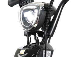 Đèn pha Xe đạp điện Giant DTP M9 với khả năng chiếu sáng vượt trội