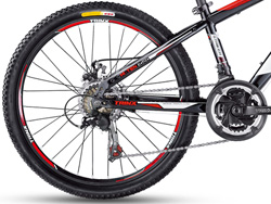 Bánh sau Xe đạp địa hình Trinx Striker K024 với thiết kế nhẹ nhàng