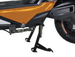 Chân chống xe máy điện Zoe Anbico được thiết kế tiện lợi