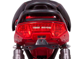Đèn hậu Xe máy điện M133S Rio Terra Motors thắng cơ có khản năng chiếu sáng tuyệt vời