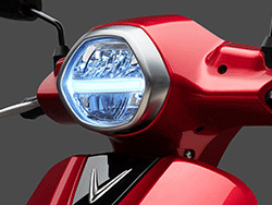 Đèn pha led Xe máy điện VinFast Klara Lithium với khả năng chiếu sáng tuyệt vời